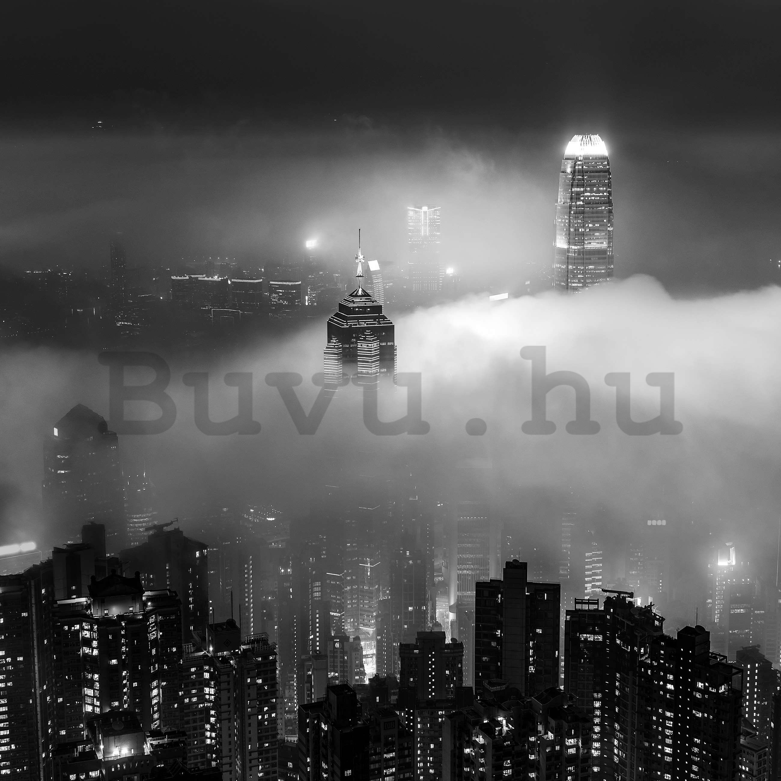 Vlies fotótapéta: Éjszakai város ködben (fekete-fehér) - 152,5x104 cm