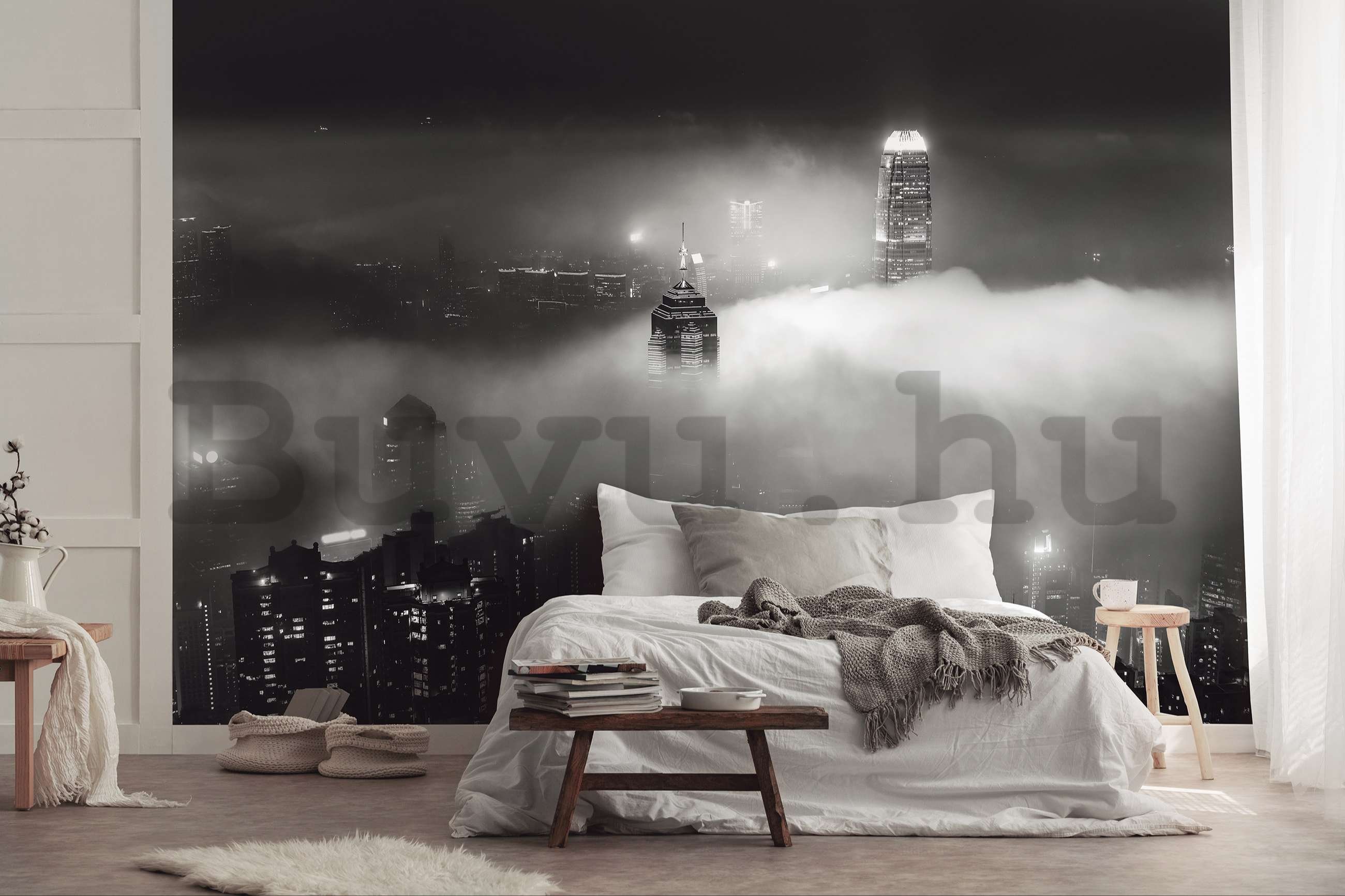 Vlies fotótapéta: Éjszakai város ködben (fekete-fehér) - 416x254 cm